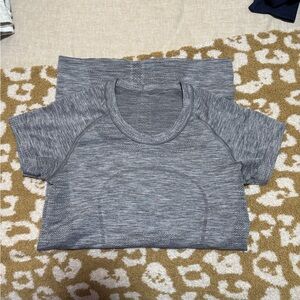 Lululemon swiftly tech short sleeve shirt - hip length